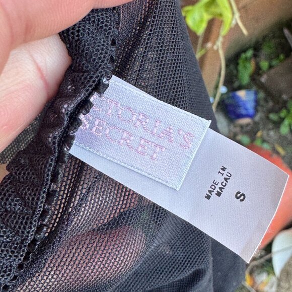 Victoria's Secret Suspender Garter Belt + Panty Lingerie Set Small - Picture 7 of 8